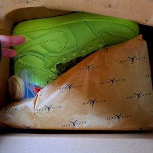 Billie Eilish x Air Jordan 1 KO